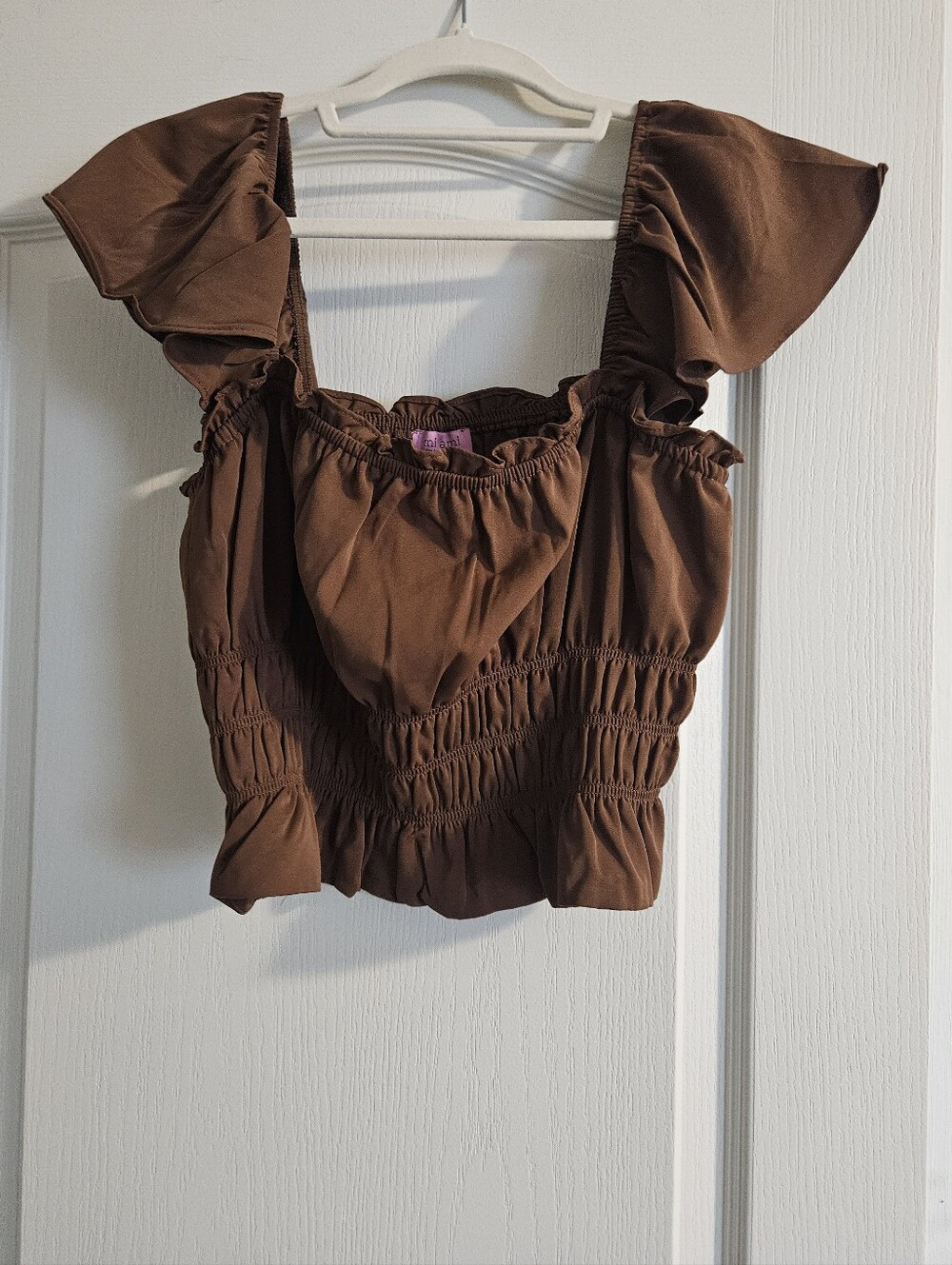 3 For $15🎊 Francesca's Brown Ruffle Smocked Crop Top